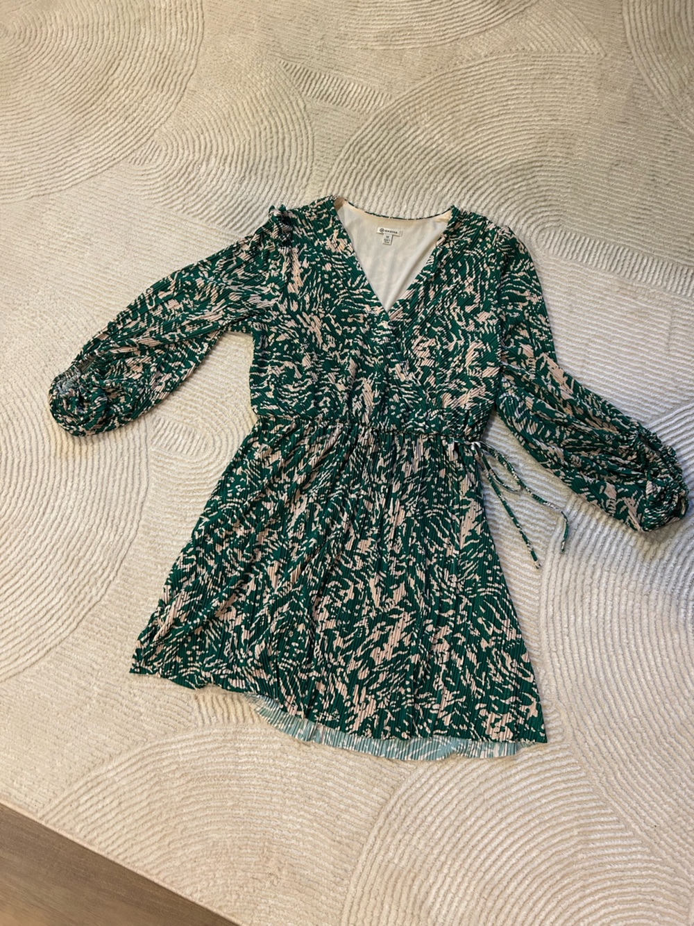 Versona Green and Cream Printed Wrap Tunic